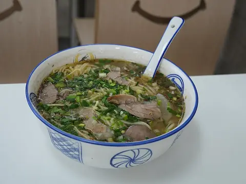 우육면