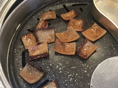 豚皮焼き