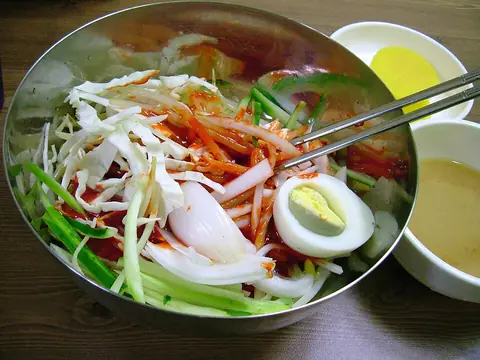 쫄면